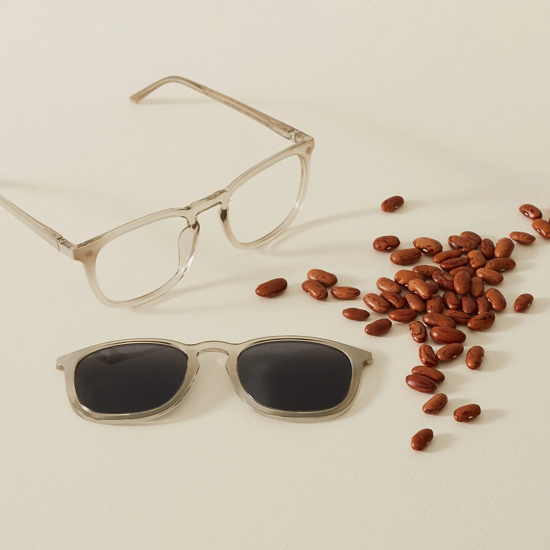 Eco Eyewear optik çerçevesi ve çıkarılmış manyetik güneş klipsi